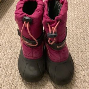 Sorel size 12 boots GUC. Perfect for another winter!